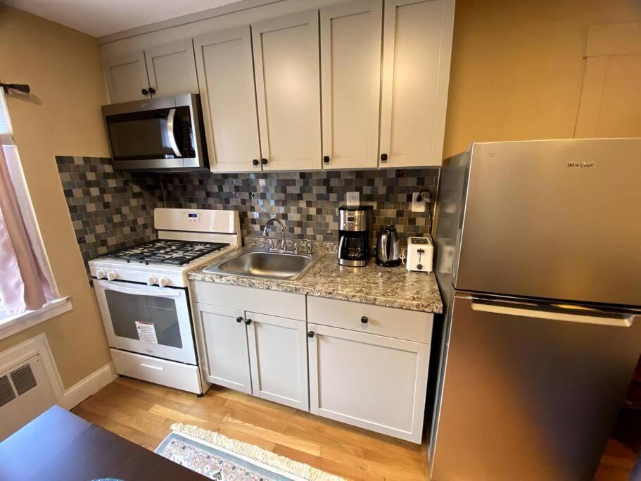 Cozy Boston Getaway Apartment! Free Parking Ngoại thất bức ảnh