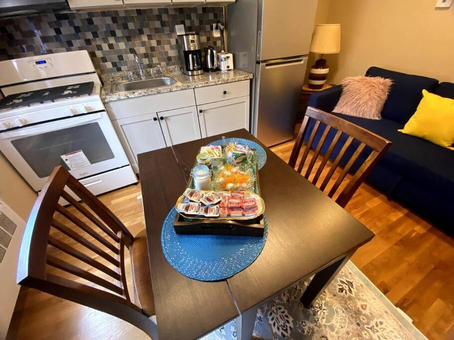 Cozy Boston Getaway Apartment! Free Parking Ngoại thất bức ảnh