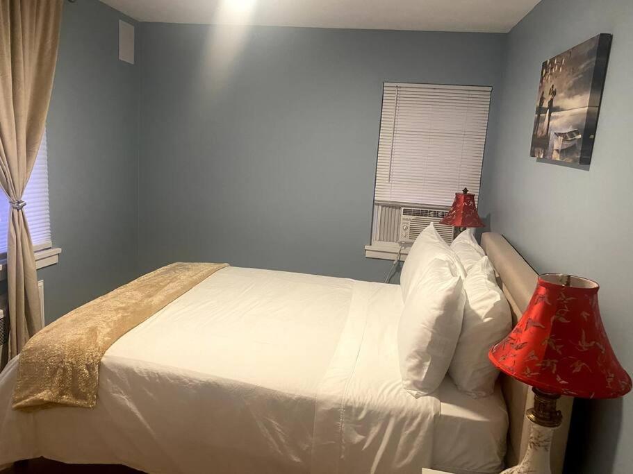 Cozy Boston Getaway Apartment! Free Parking Ngoại thất bức ảnh